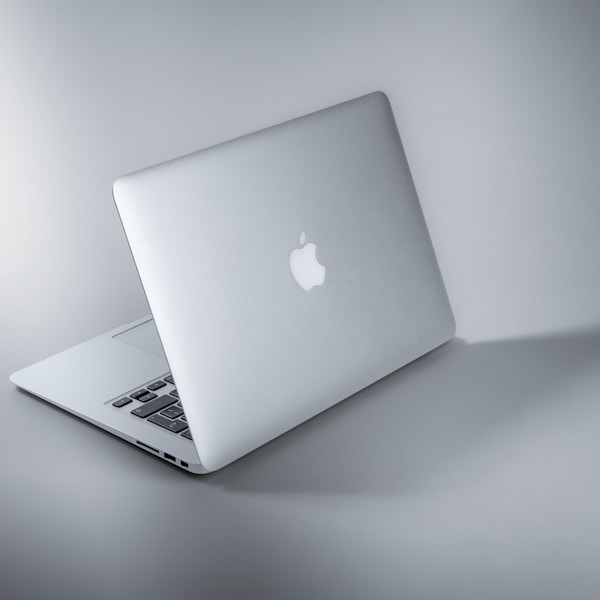 Apple MacBook Air M2