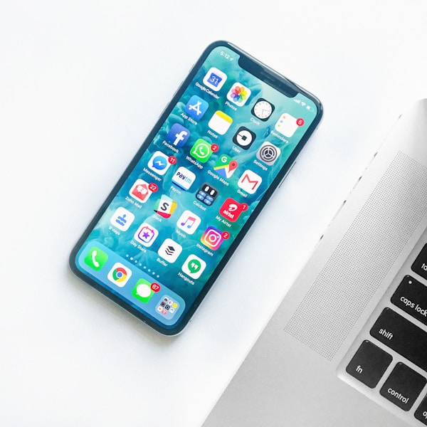 Apple iPhone 15